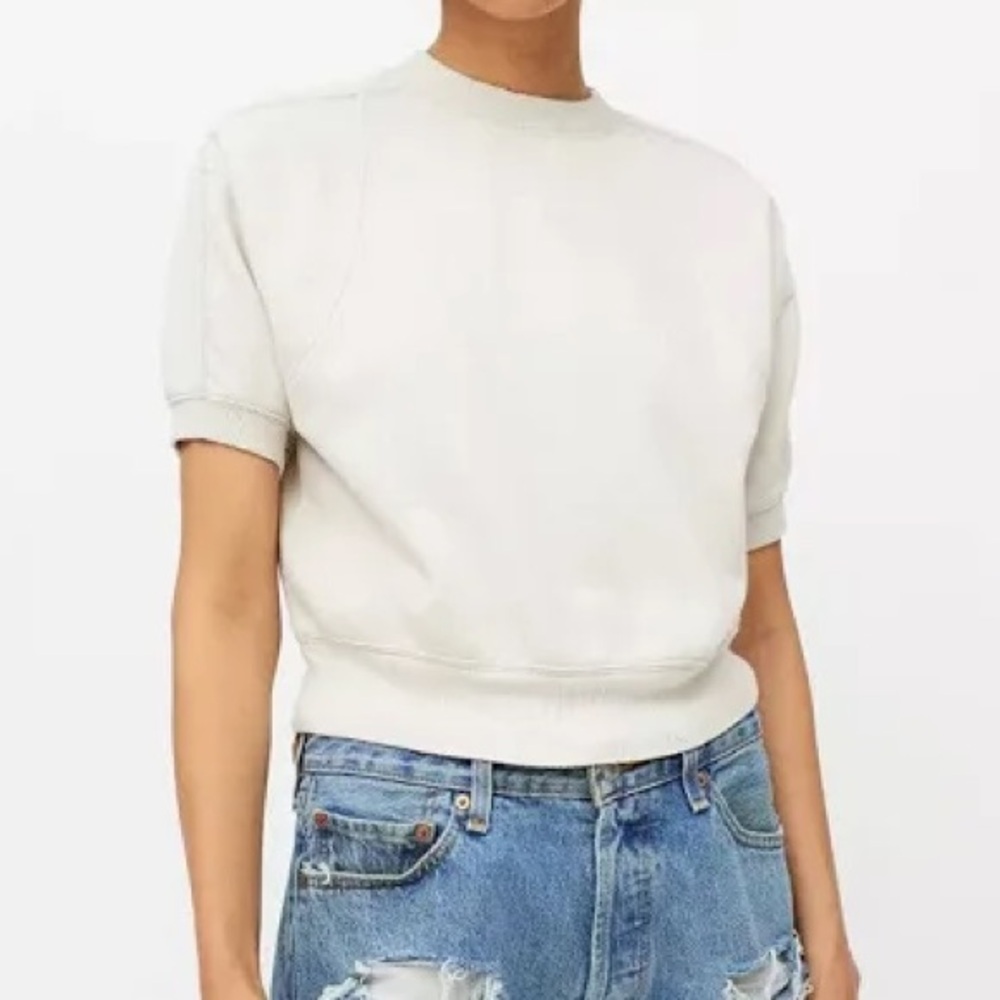 Knit grey cropped short sleeve top